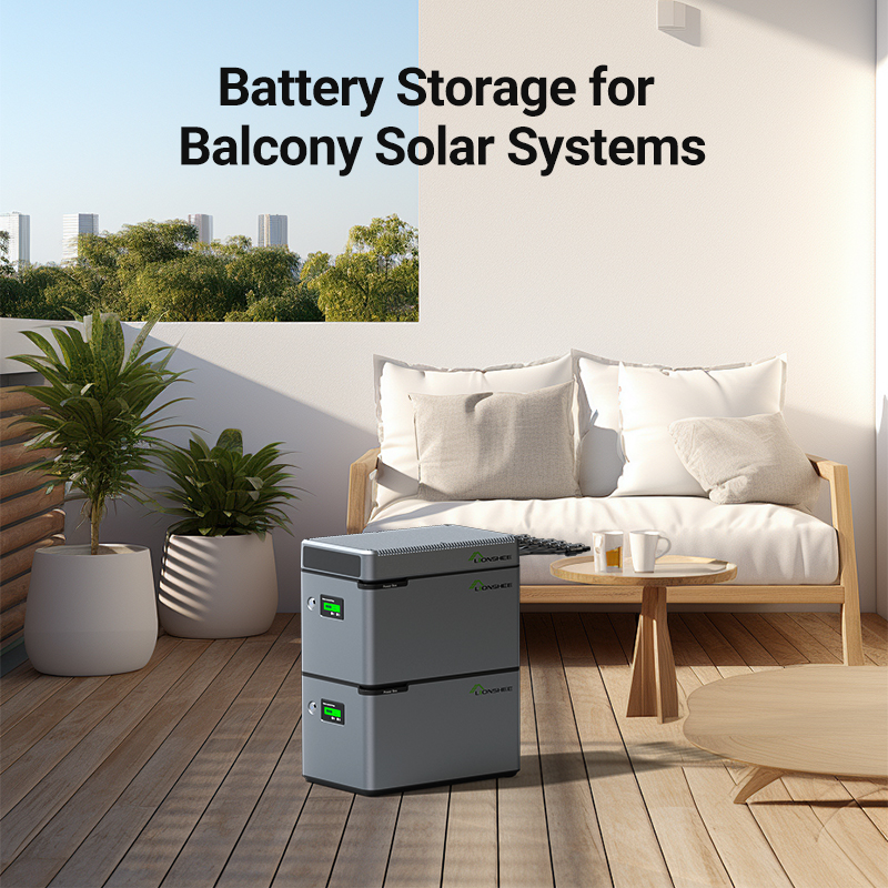 Batteria da balcone LS-L1024 accanto a un divano da terrazza